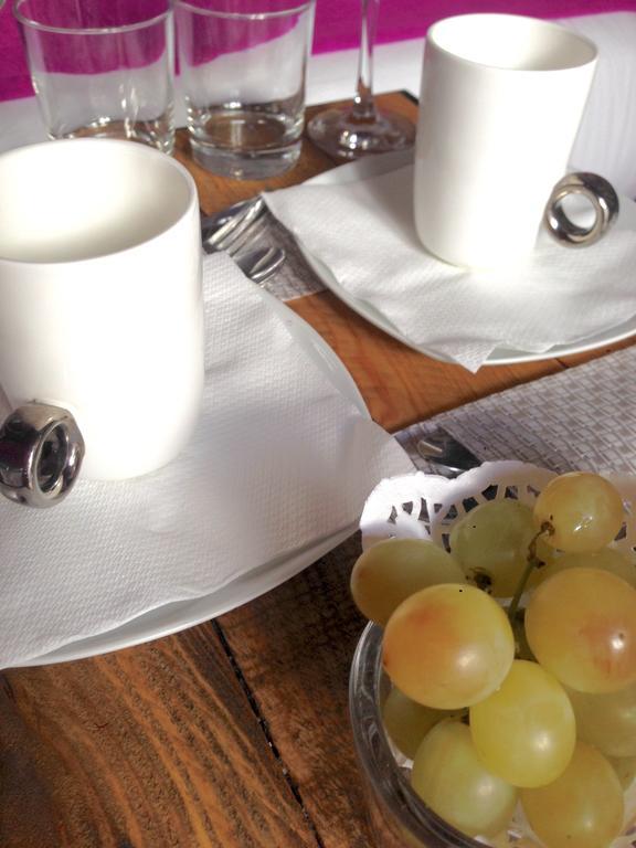 Tribeca B&B Boutique Μαρμπέλλα Εξωτερικό φωτογραφία